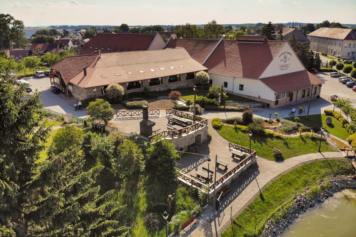 Penzion Dasicke Sklepy Dasice Exterior photo